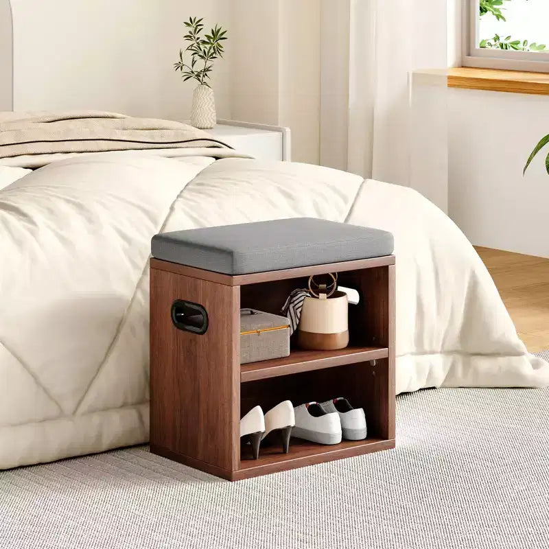 Banc de rangement pour chaussures moderne, cadre en bois et siège rembourré moelleux, repose-pieds pour entrée et chambre