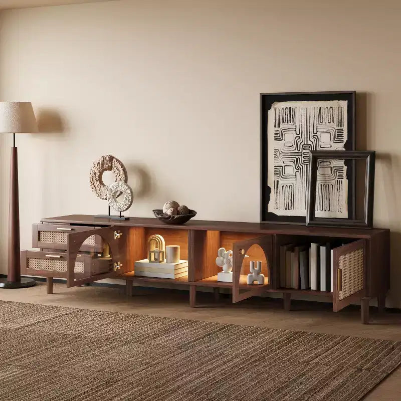 Meuble TV de 86 pouces pour téléviseurs jusqu'à 90", lumières LED contrôlées par application, portes en rotin, marron foncé